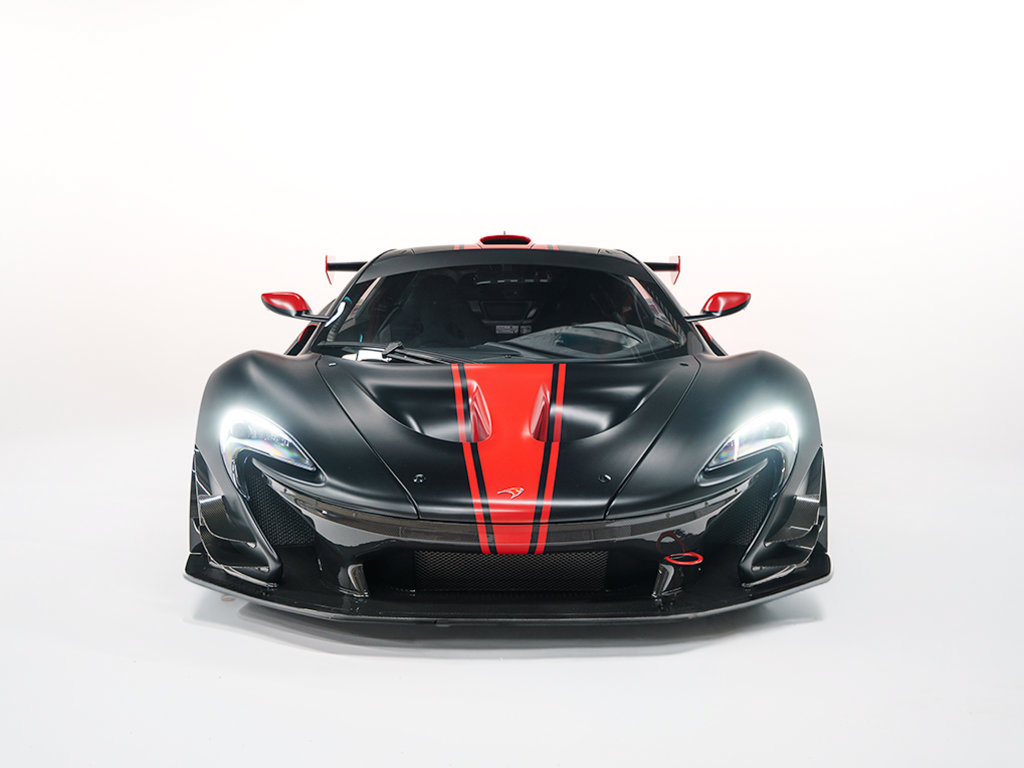 Used 2015 McLaren P1 RWD image 2