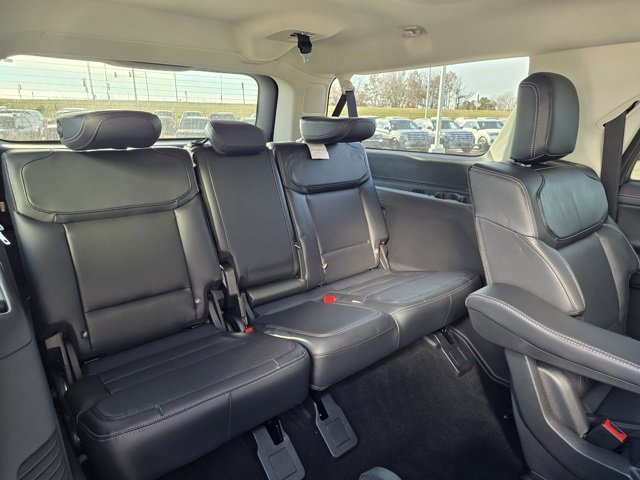 New 2025 Ford Expedition Max Platinum w/ Driver's Package image 15