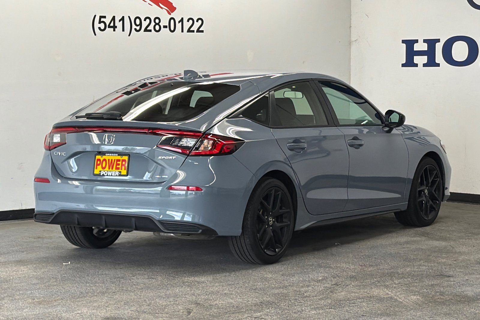 Used 2025 Honda Civic Sport image 3