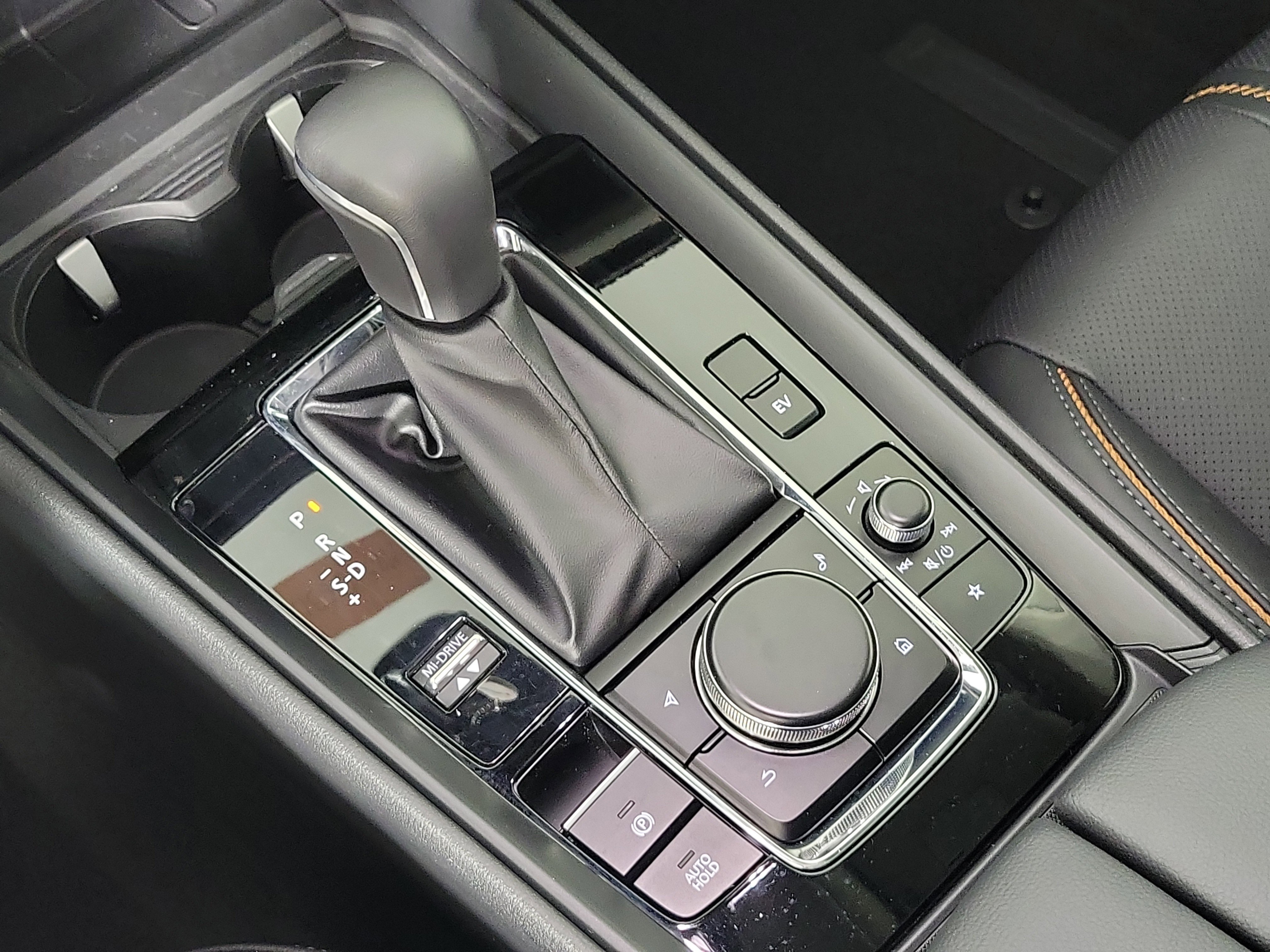 Certified 2025 MAZDA CX-50 2.5 Hybrid w/ Weather Package image 24