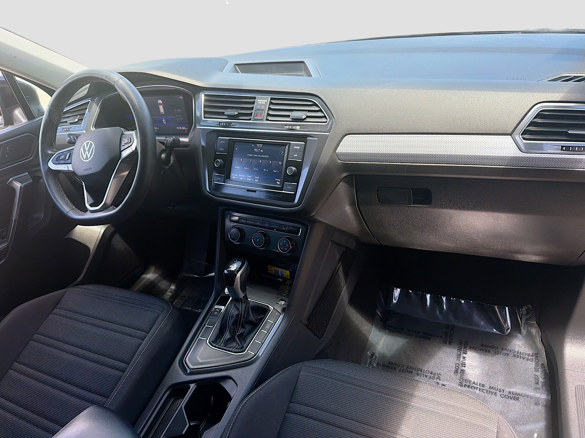 Used 2022 Volkswagen Tiguan S FWD image 33