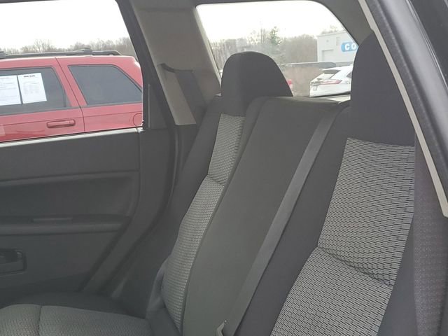 Used 2008 Jeep Grand Cherokee Laredo image 32