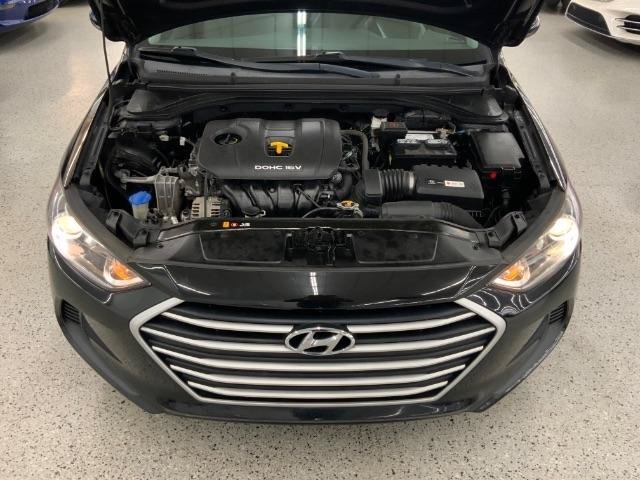 Used 2018 Hyundai Elantra SE FWD image 32