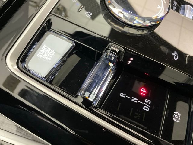 Used 2024 BMW 760i xDrive image 22