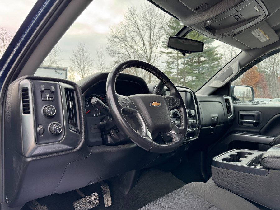 Used 2017 Chevrolet Silverado 1500 LT image 24