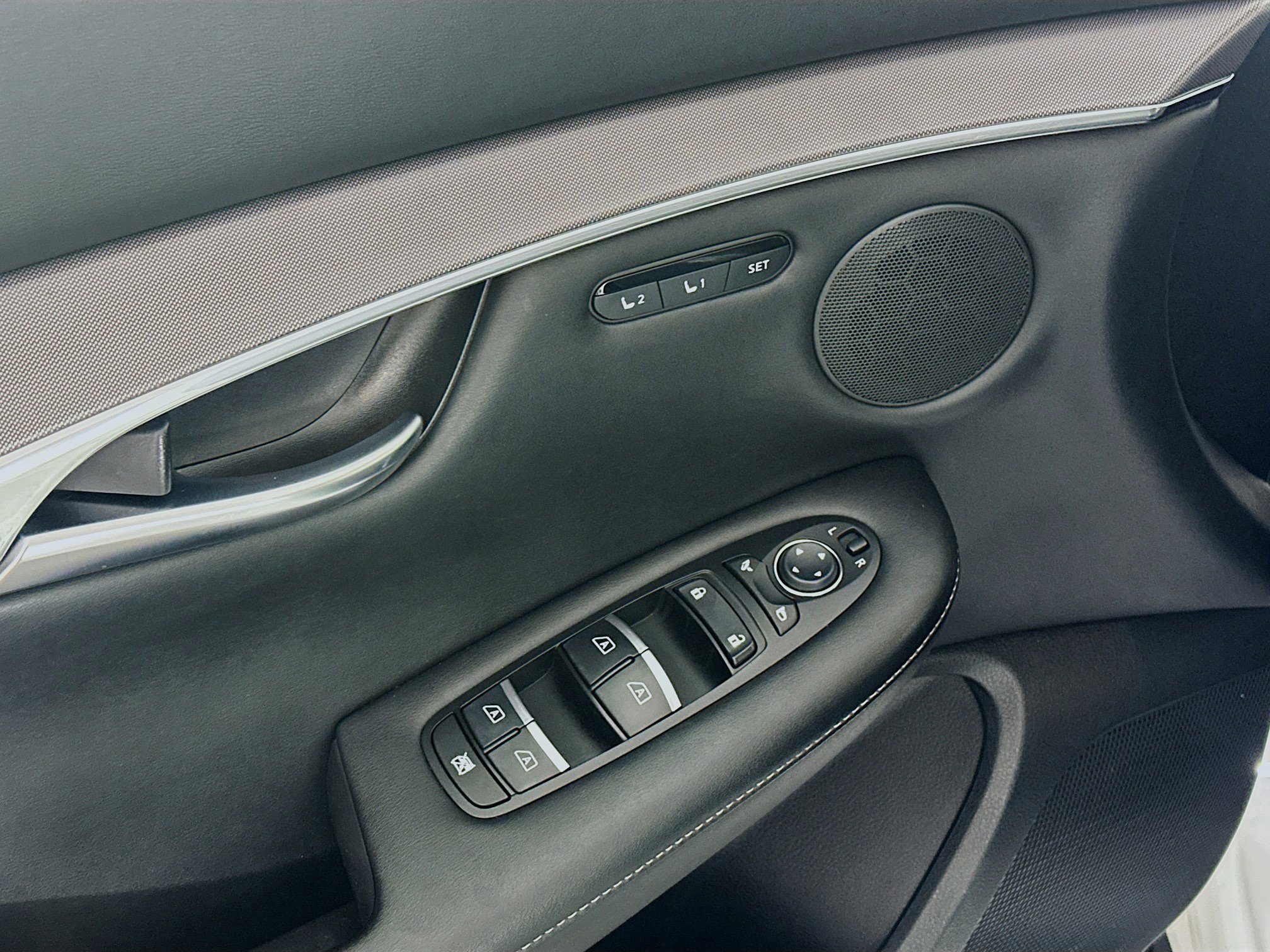 Used 2023 INFINITI QX50 Luxe image 15