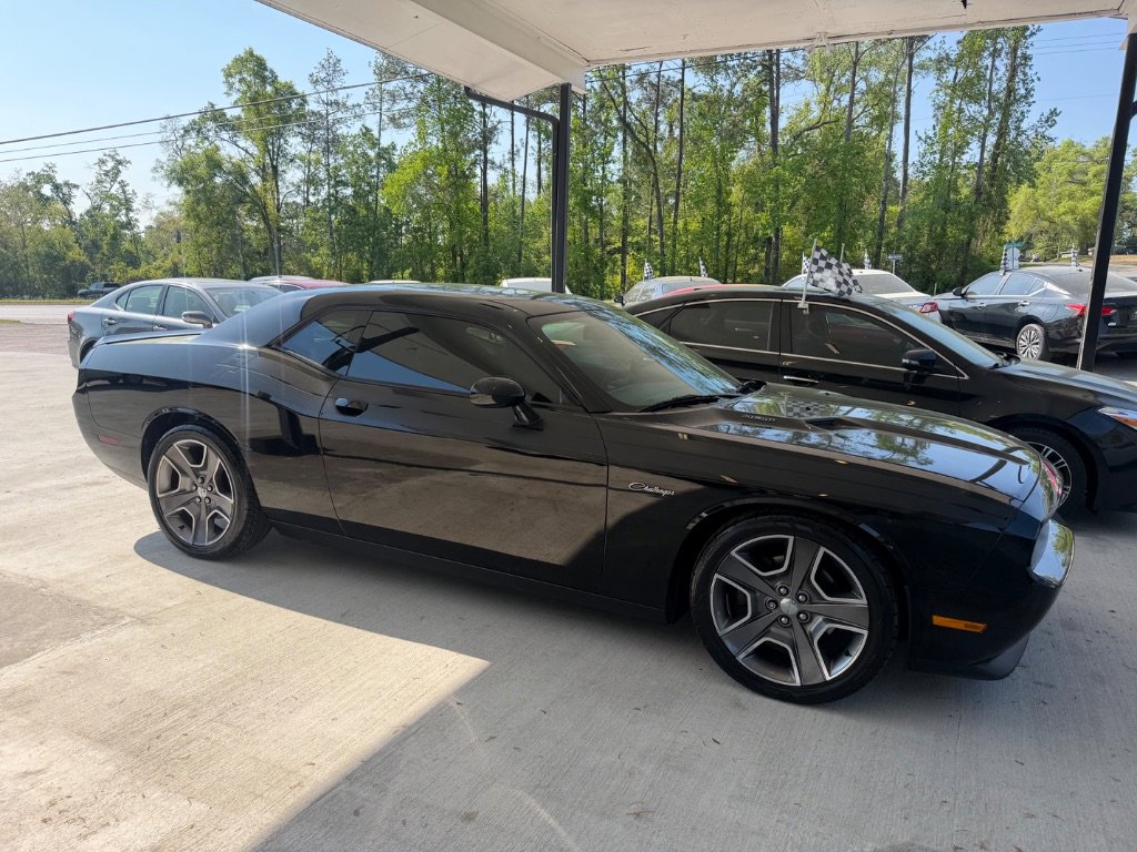 Used 2012 Dodge Challenger R/T image 2