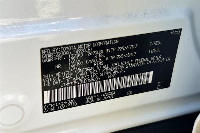 Certified 2020 Toyota RAV4 LE w/ All Weather Liner Package AWD/4WD image 32