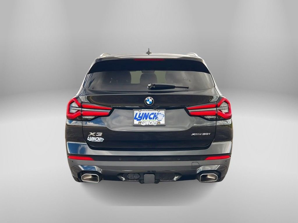 Used 2023 BMW X3 xDrive30i w/ Premium Package image 3
