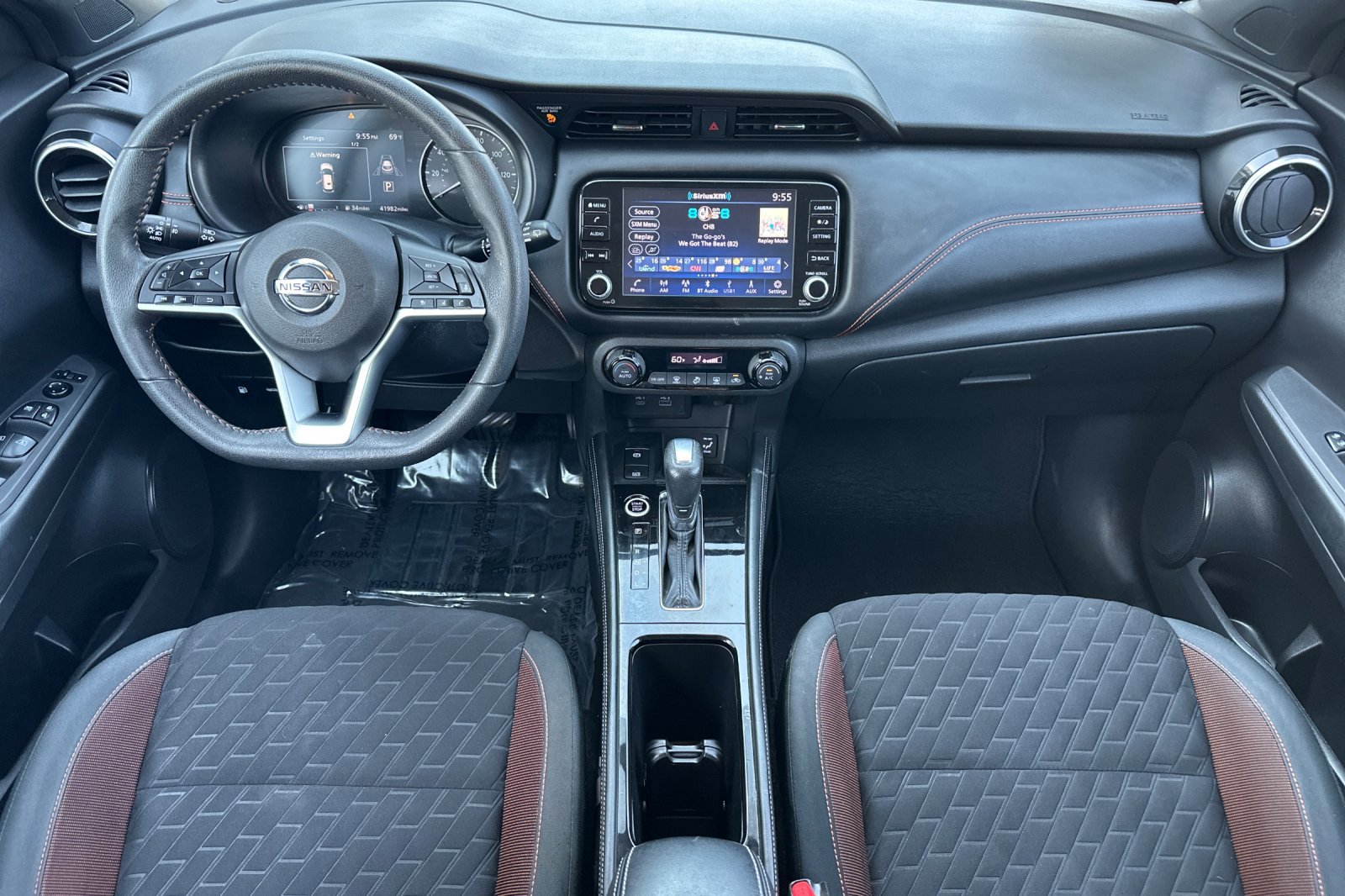 Used 2021 Nissan Kicks SR w/ Interior Electronics Package FWD image 13