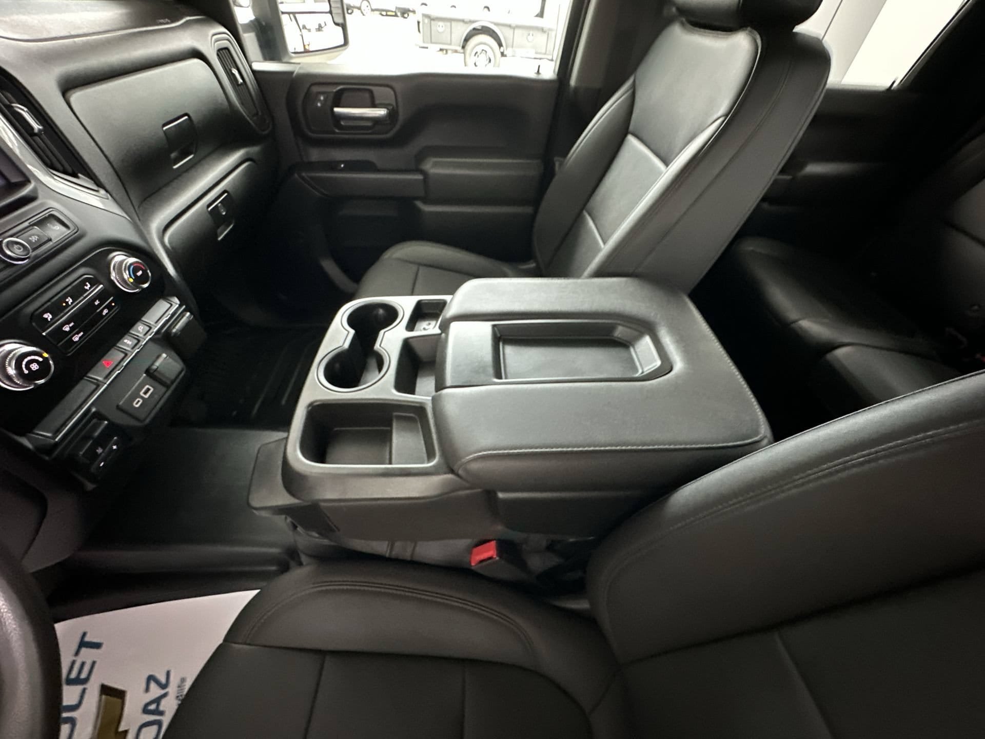 Used 2022 GMC Sierra 3500 Pro w/ Convenience Package AWD/4WD image 30