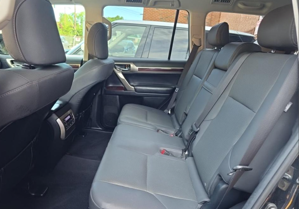 Used 2019 Lexus GX 460 Premium AWD/4WD image 29
