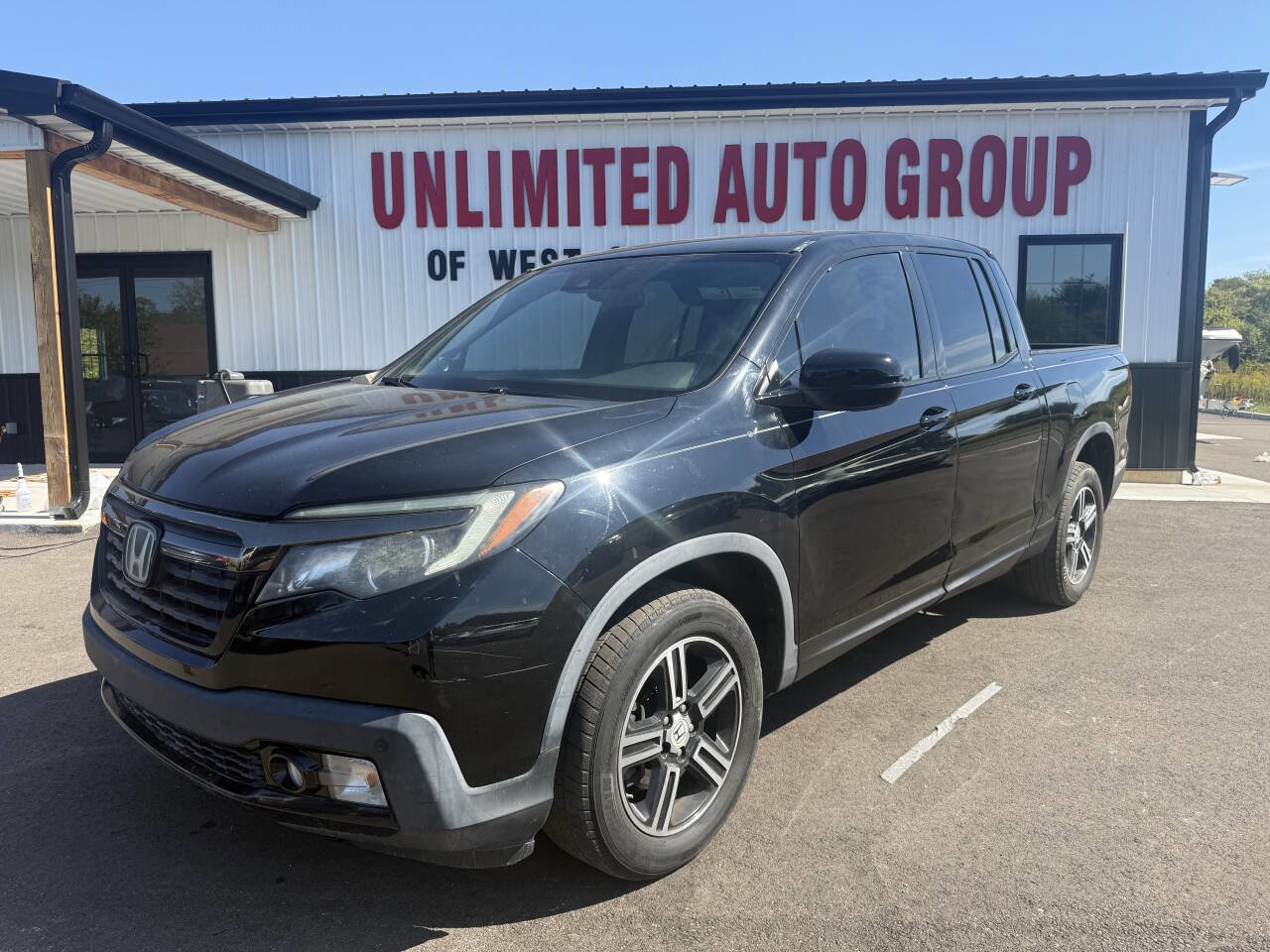 Used 2019 Honda Ridgeline Black Edition image 1