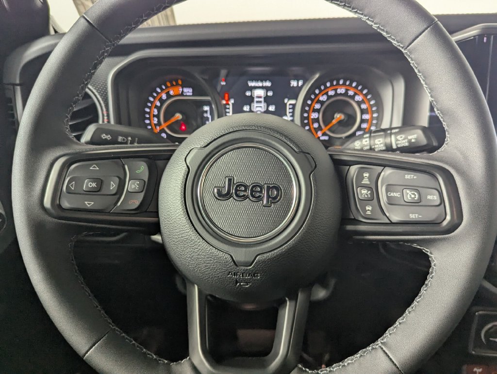 New 2026 Jeep Wrangler Unlimited Rubicon AWD/4WD image 18