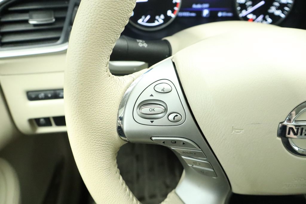 Used 2015 Nissan Murano SL w/ SL Technology Package image 35