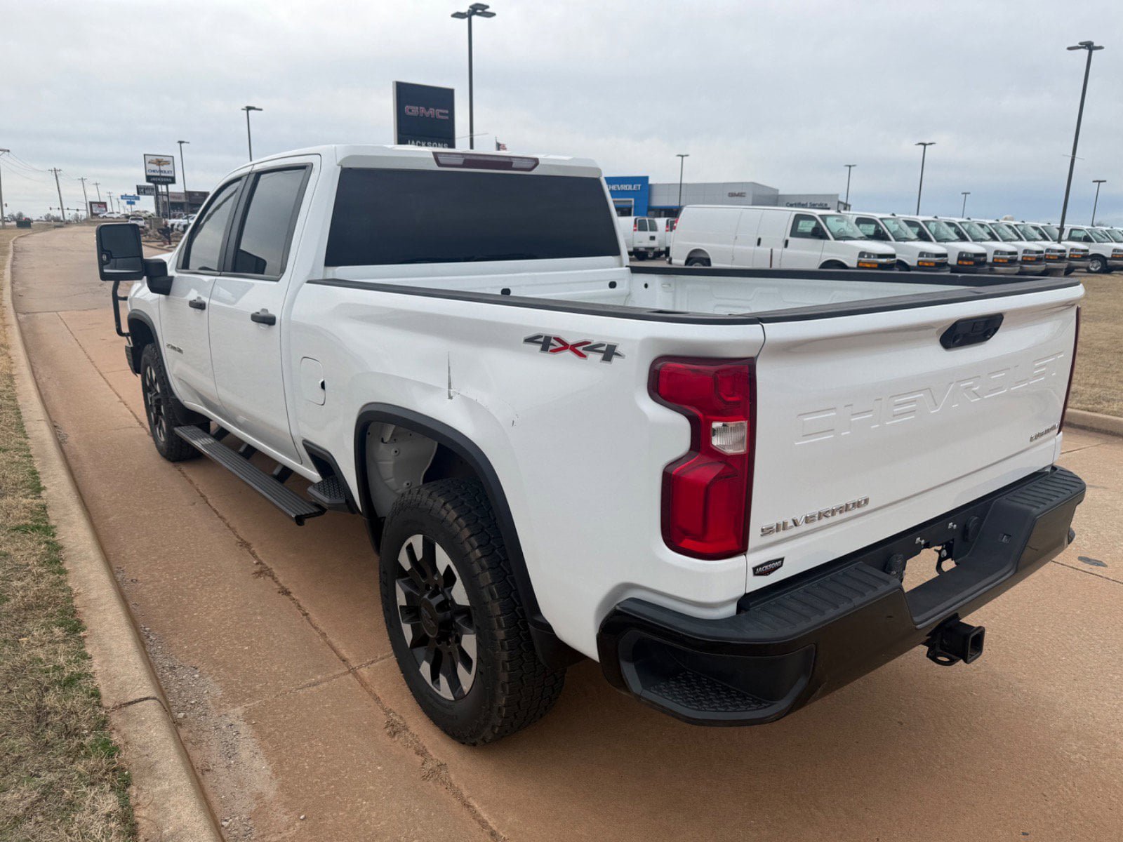 Used 2020 Chevrolet Silverado 2500 Custom w/ Custom Value Package AWD/4WD image 5