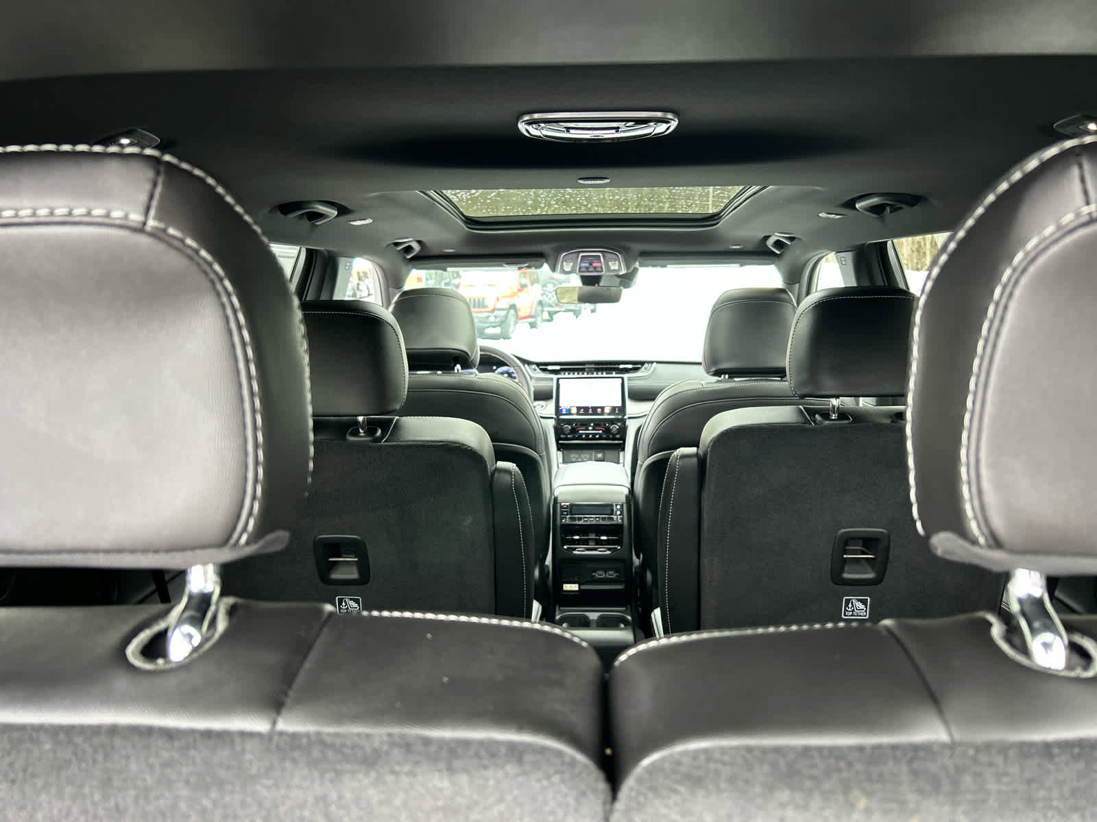 Used 2025 Jeep Grand Cherokee L Limited w/ Trailer Tow Package image 40