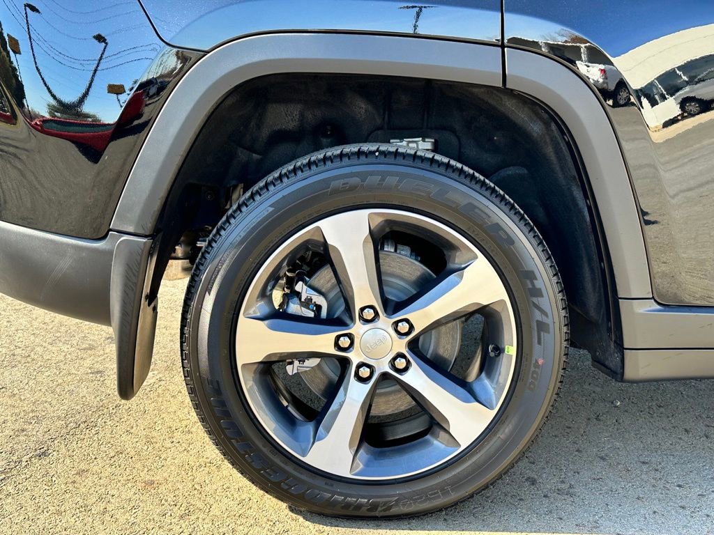 Used 2024 Jeep Grand Cherokee Limited 4xe w/ MOPAR Finishing Package AWD/4WD image 44