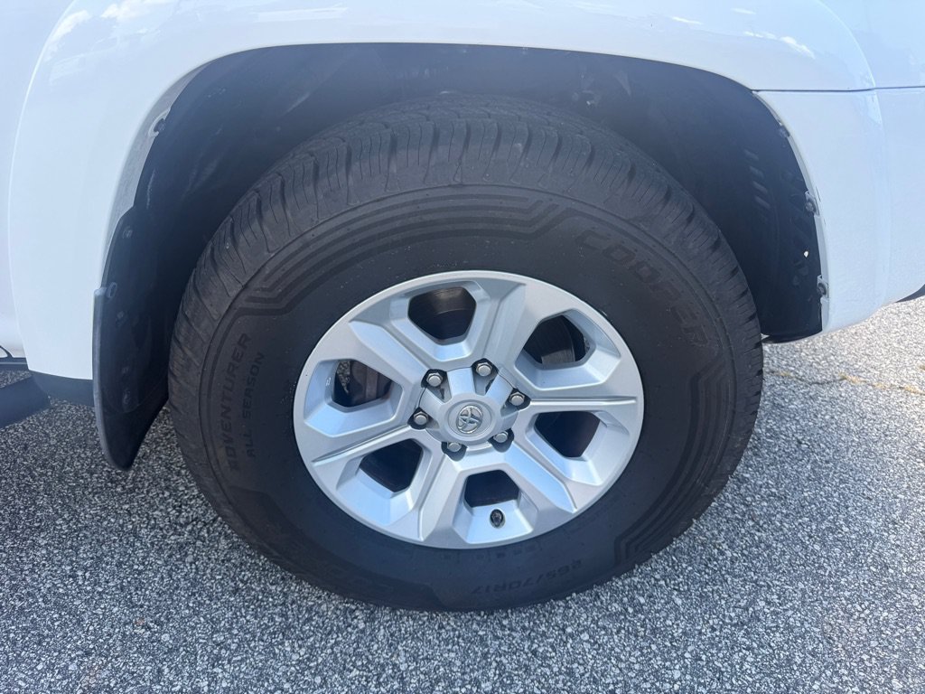 Used 2019 Toyota 4Runner SR5 RWD image 17