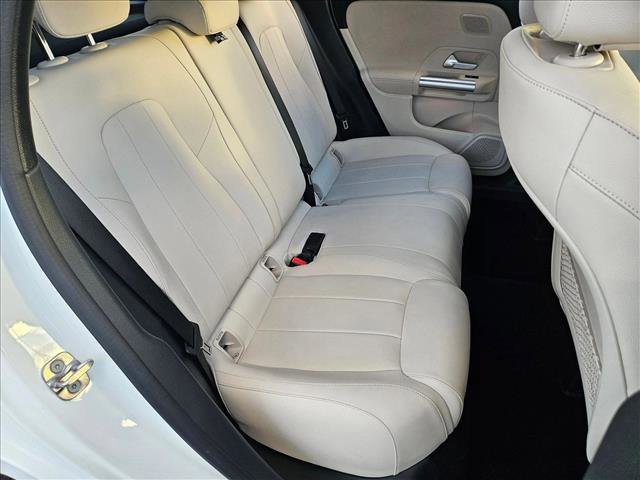 Used 2025 Mercedes-Benz GLA 250 image 19