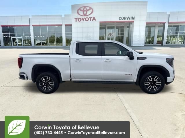 Used 2024 GMC Sierra 1500 AT4 w/ Technology Package AWD/4WD image 4