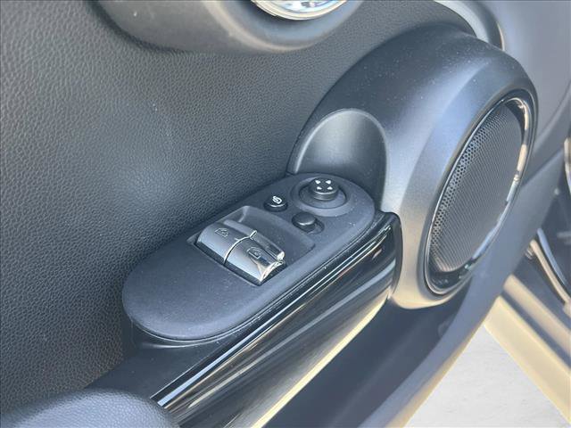 Used 2022 MINI Cooper S image 14