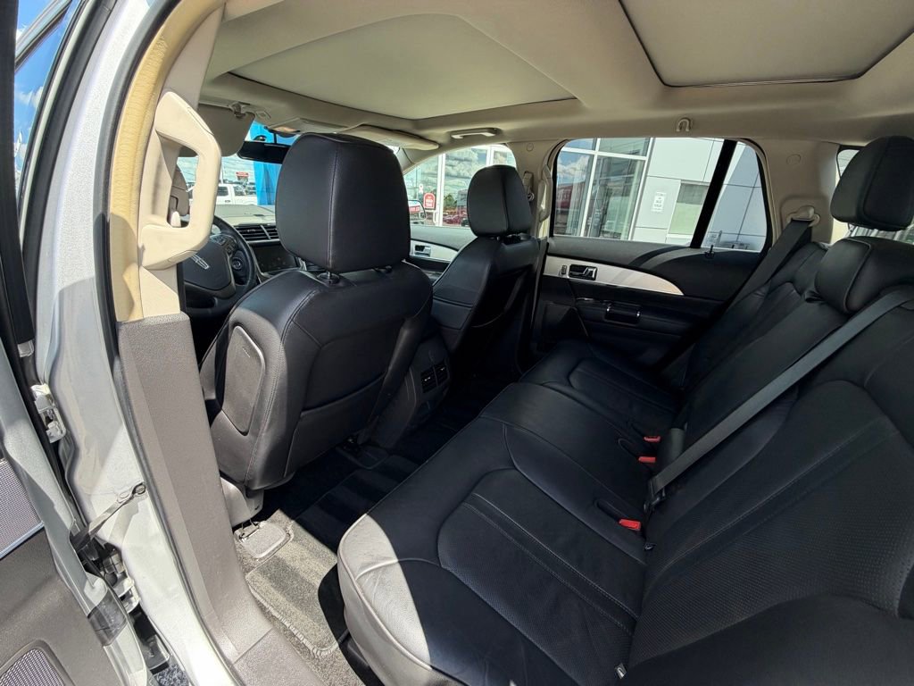 Used 2015 Lincoln MKX FWD w/ Equipment Group 102A image 14