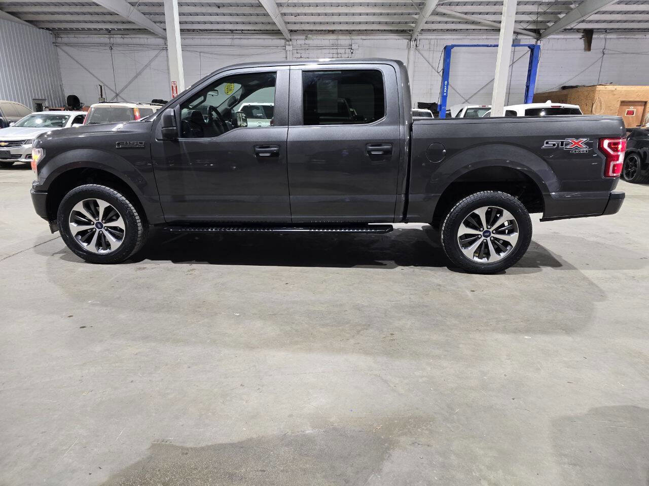 Used 2020 Ford F150 XL w/ Equipment Group 101A Mid image 6