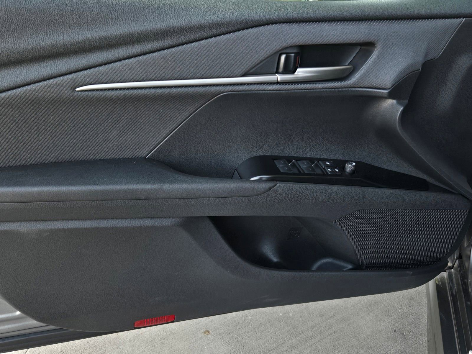 Certified 2026 Toyota Camry SE w/ Convenience Package FWD image 9