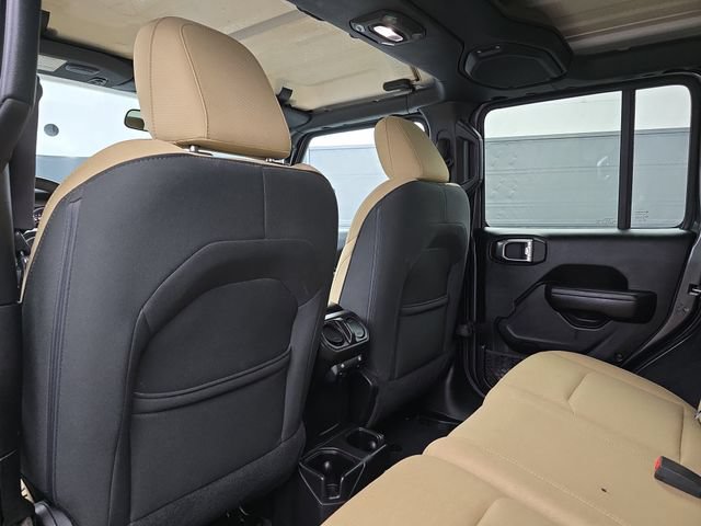 Used 2018 Jeep Wrangler Unlimited Sport S AWD/4WD image 36