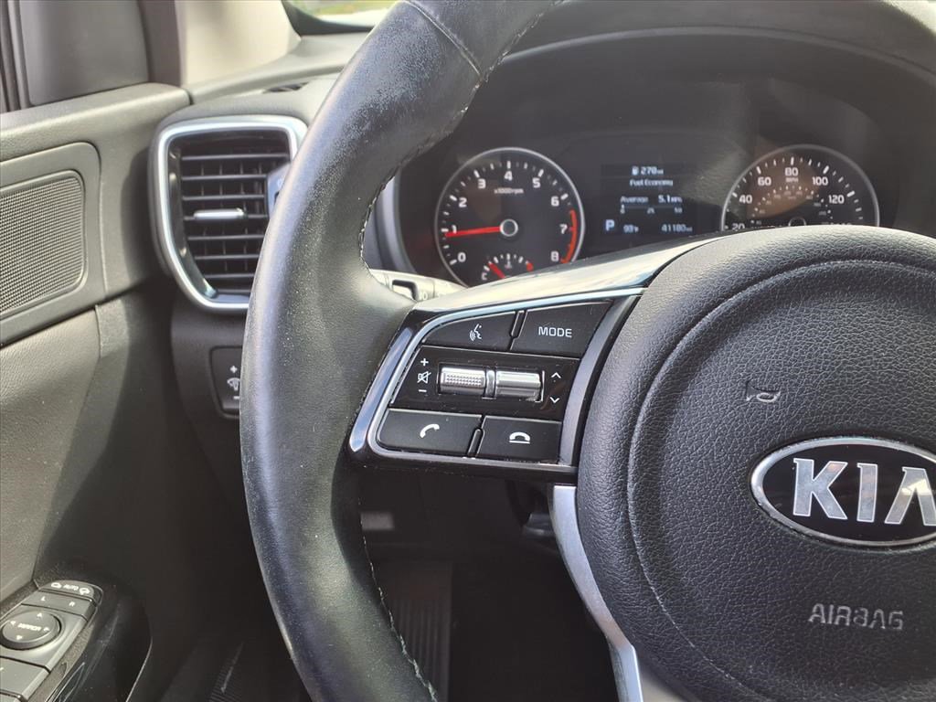 Used 2022 Kia Sportage EX w/ EX Technology Package image 17