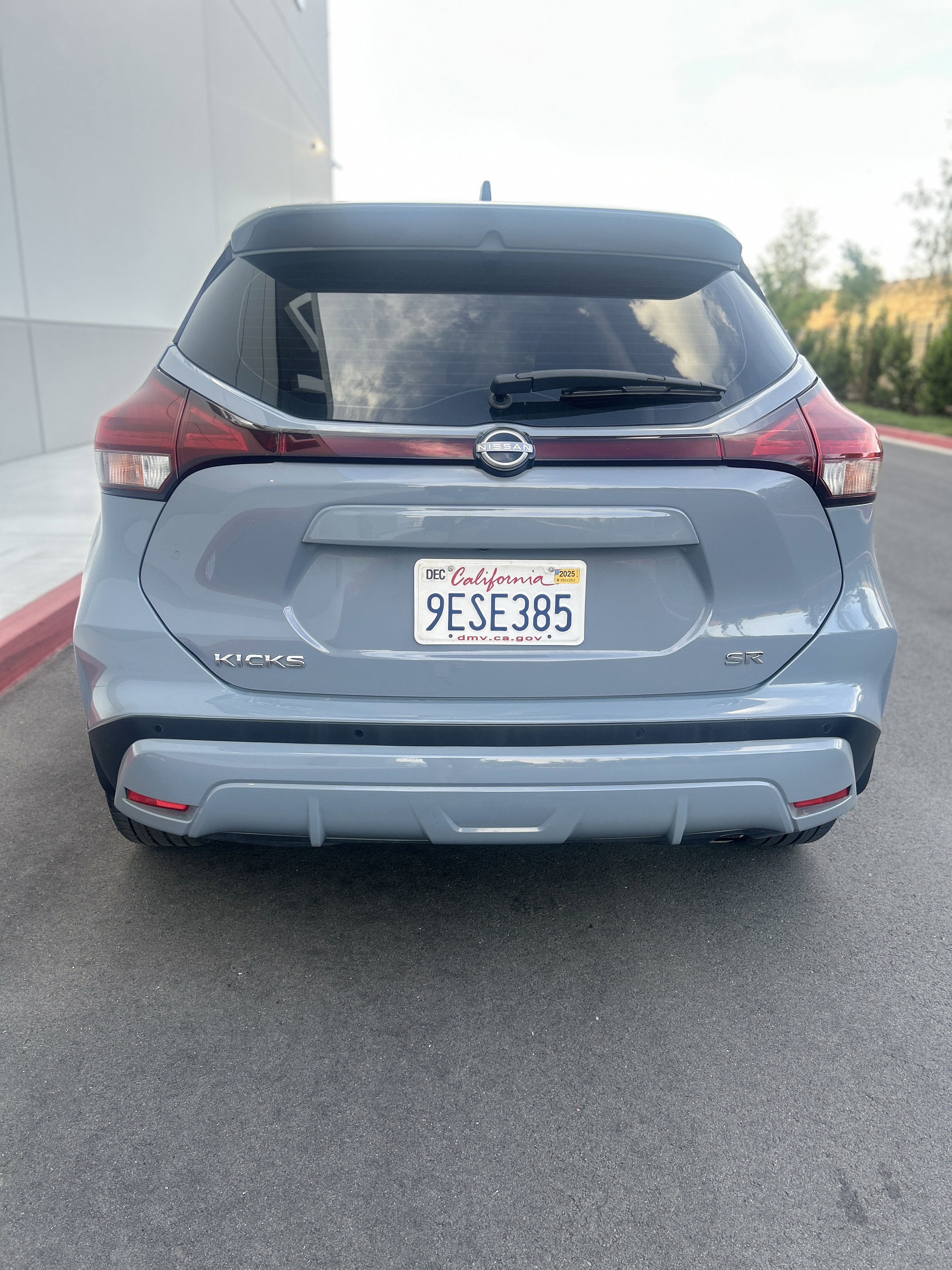 Used 2023 Nissan Kicks SR image 16