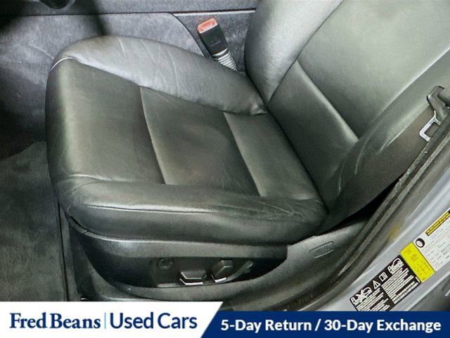 Used 2011 BMW 535i xDrive Sedan AWD/4WD image 18