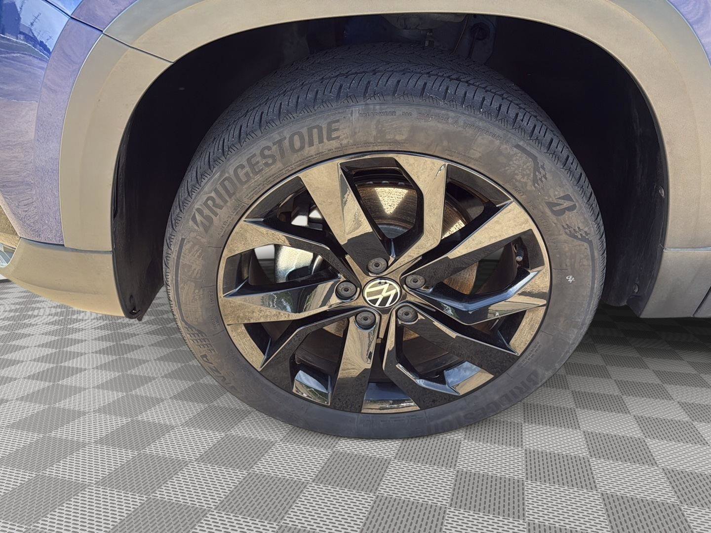 Used 2022 Volkswagen Taos SE image 9