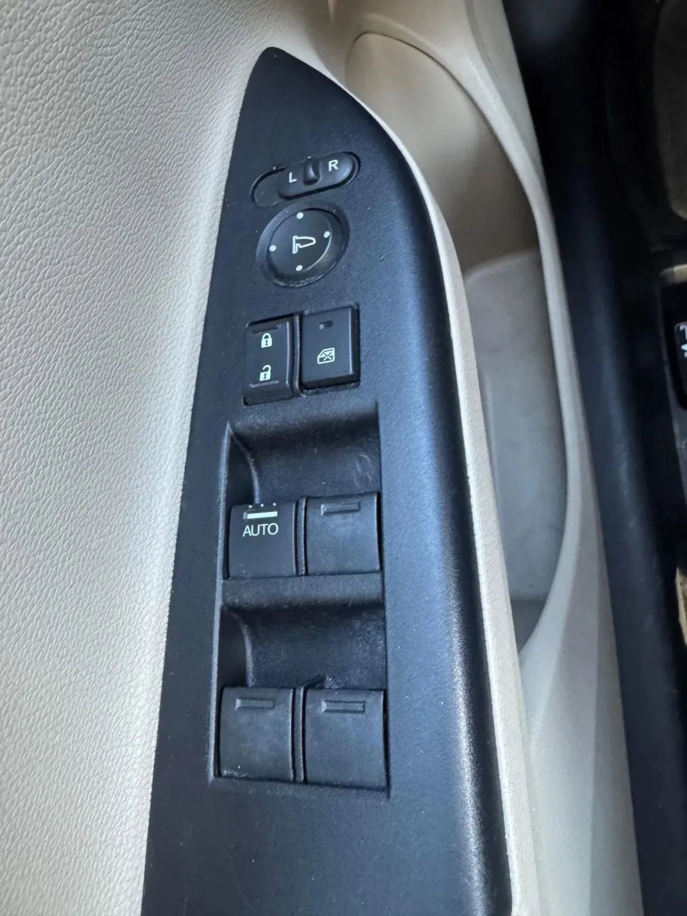 Used 2015 Honda Accord LX image 26