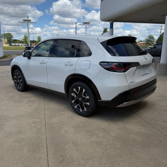 New 2027 Honda HR-V EX-L image 3