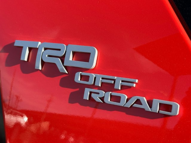 Certified 2024 Toyota 4Runner TRD Off-Road Premium w/ Moonroof Package AWD/4WD image 36