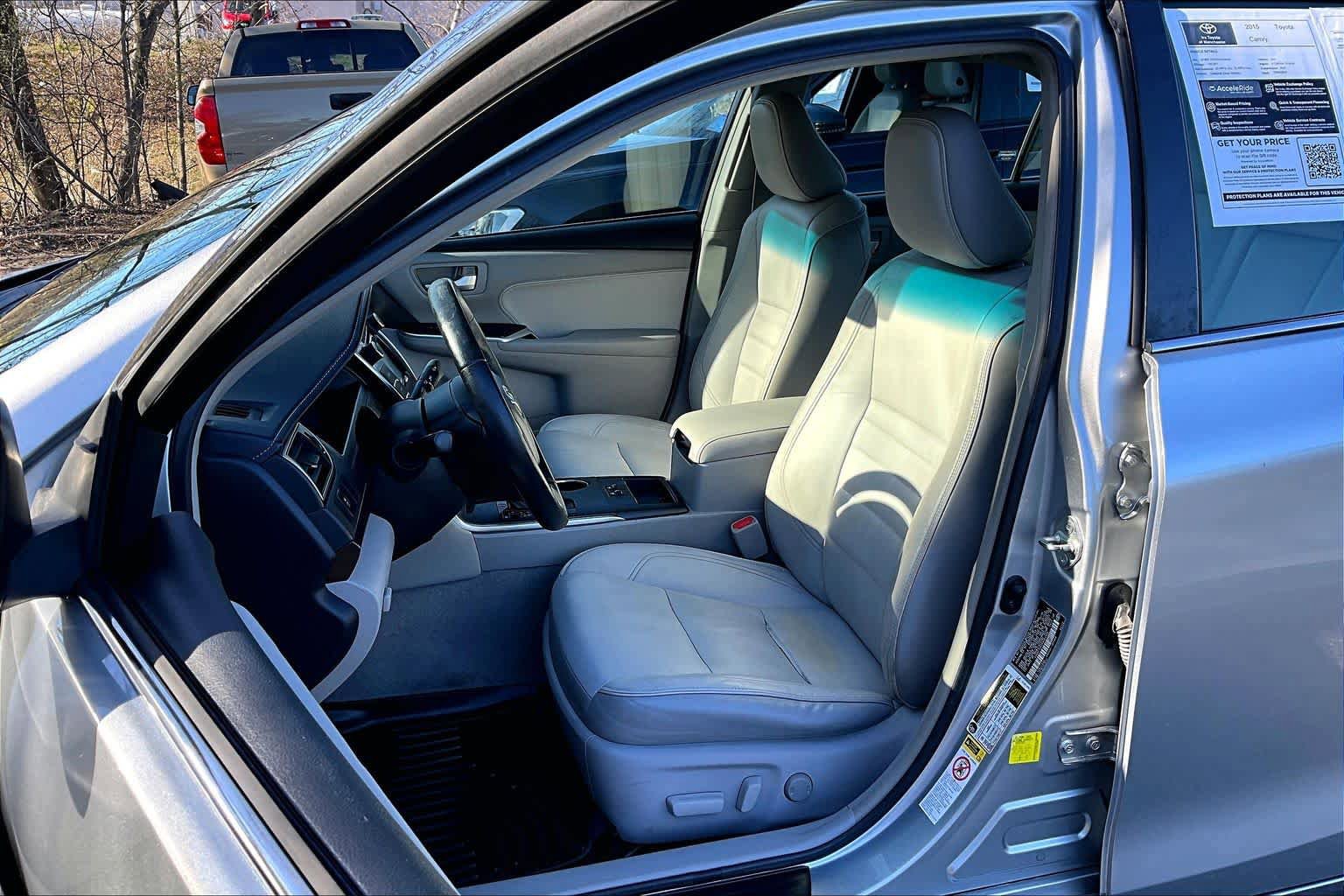 Used 2015 Toyota Camry XLE FWD image 9