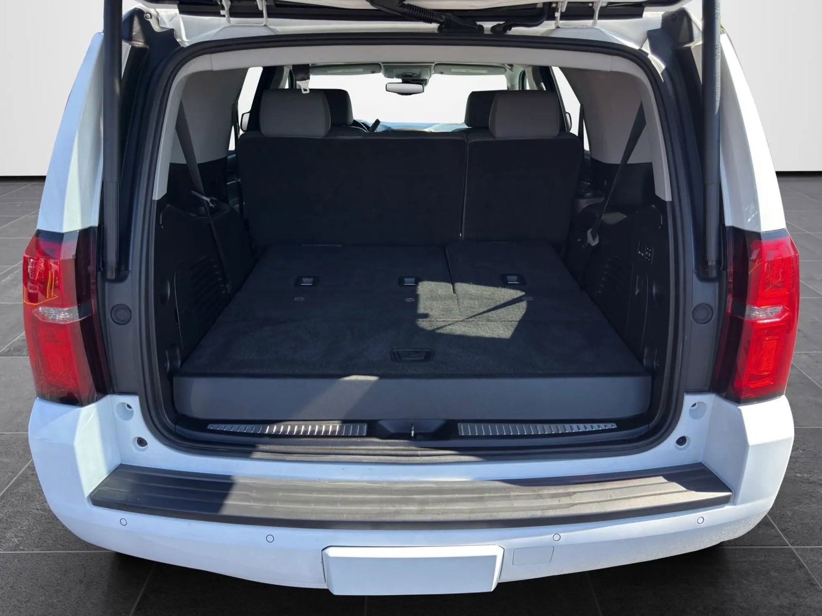 Used 2019 Chevrolet Tahoe LT image 28