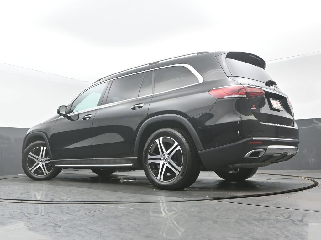 Used 2022 Mercedes-Benz GLS 450 4MATIC w/ Warmth & Comfort Package image 31