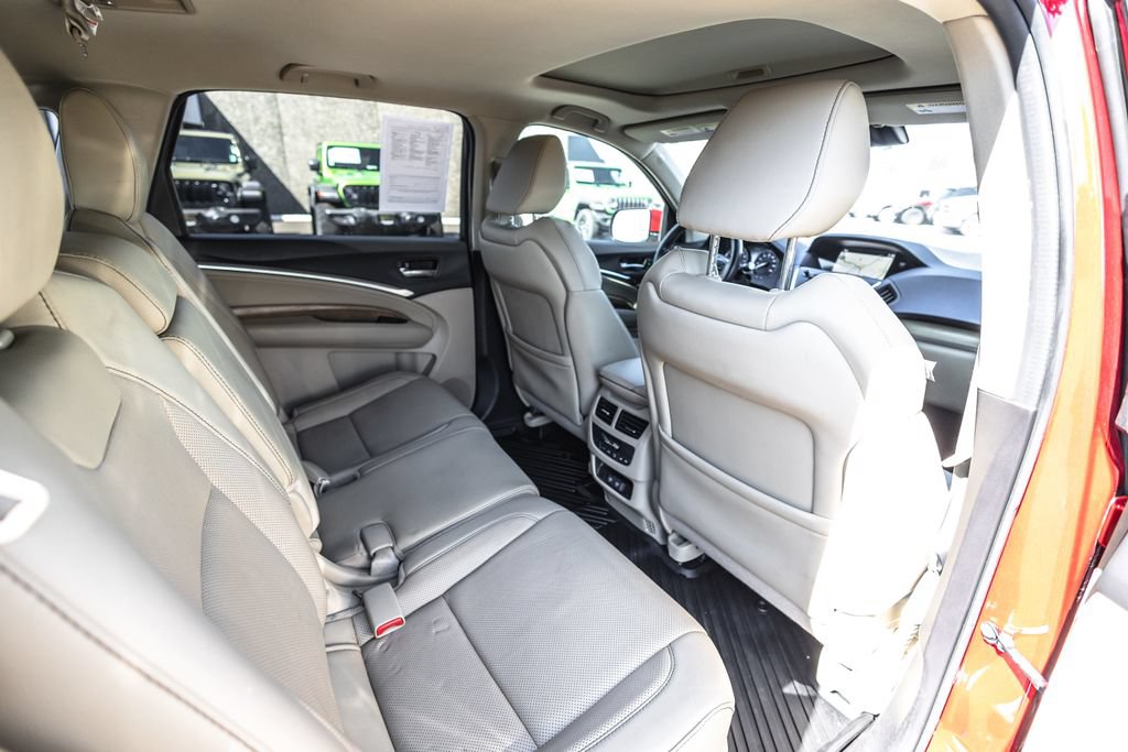 Used 2019 Acura MDX w/ Technology Package AWD/4WD image 28
