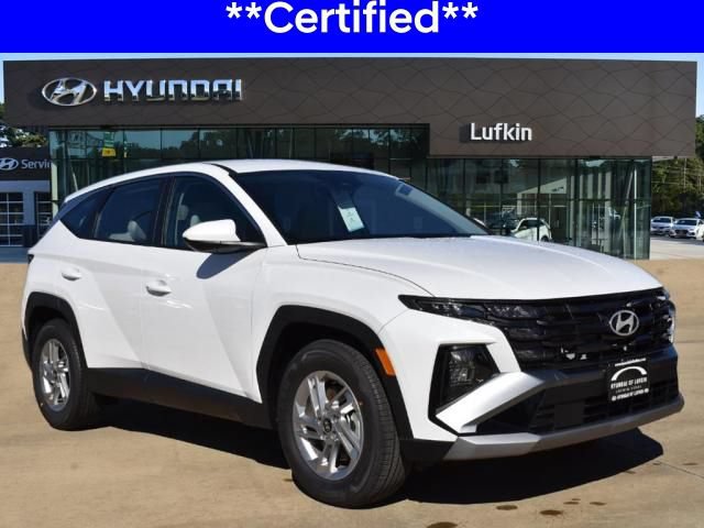 Certified 2025 Hyundai Tucson SE FWD image 1