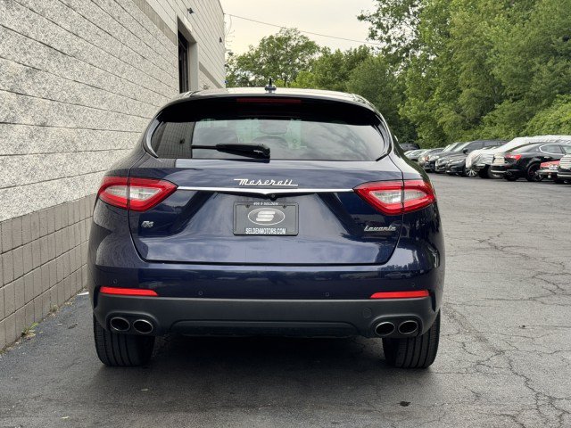 Used 2018 Maserati Levante AWD/4WD image 14