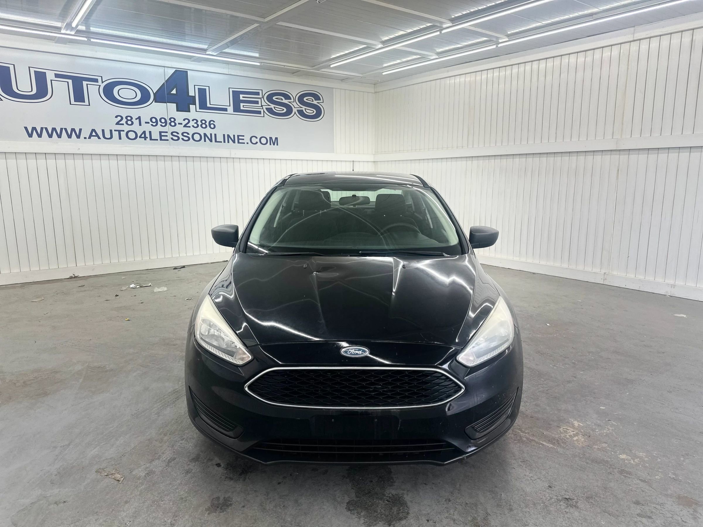 Used 2017 Ford Focus S image 2