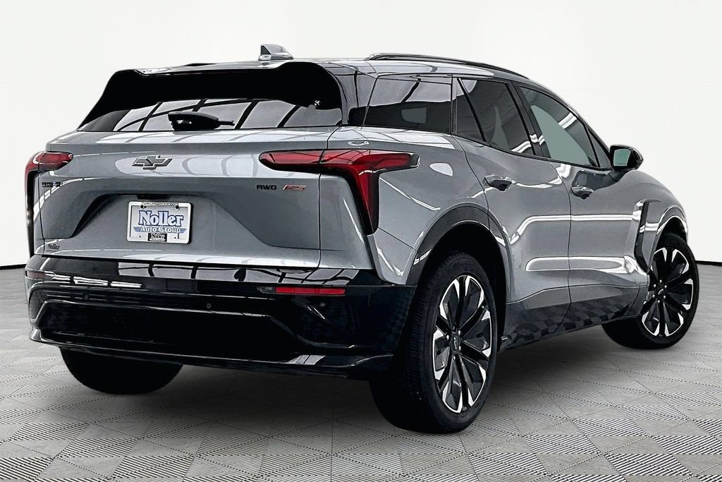 Used 2024 Chevrolet Blazer EV RS AWD/4WD image 2