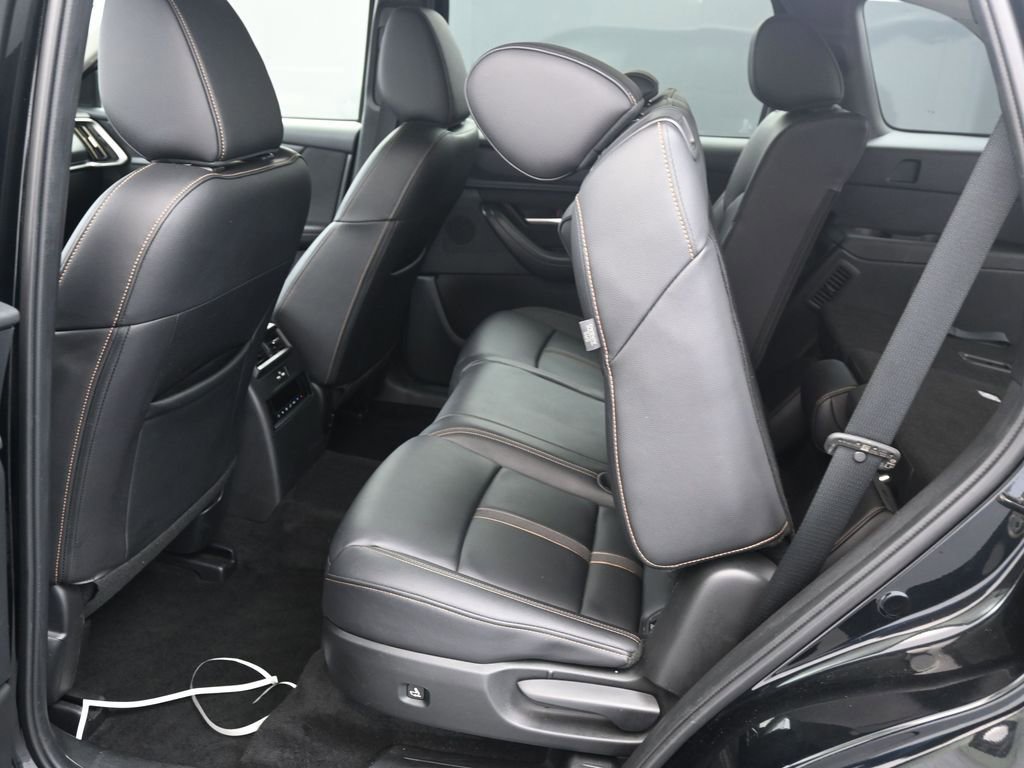 Used 2025 MAZDA CX-90 3.3 Turbo w/ Select Package image 16