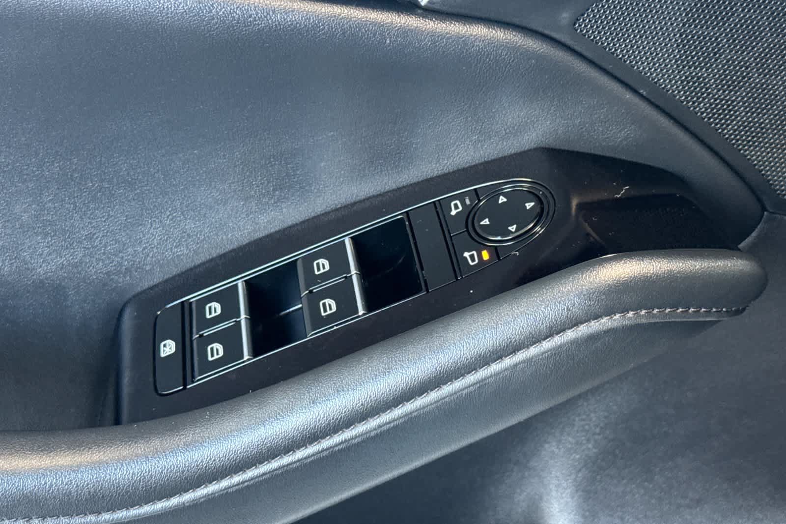 Used 2025 MAZDA MAZDA3 s Sport FWD image 13