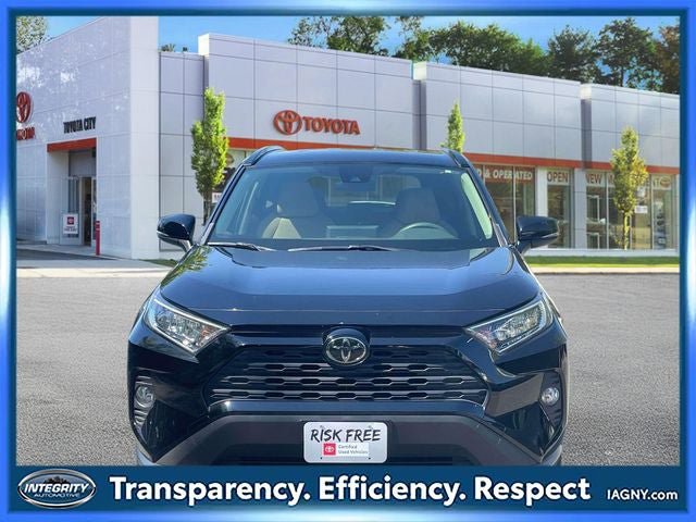 Used 2020 Toyota RAV4 XLE w/ All Weather Liner Package AWD/4WD image 2