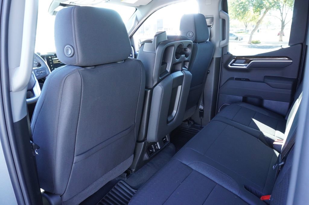 New 2026 GMC Sierra 1500 Elevation image 11