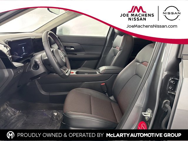 Certified 2025 Nissan Kicks SR w/ Illumination Package image 21